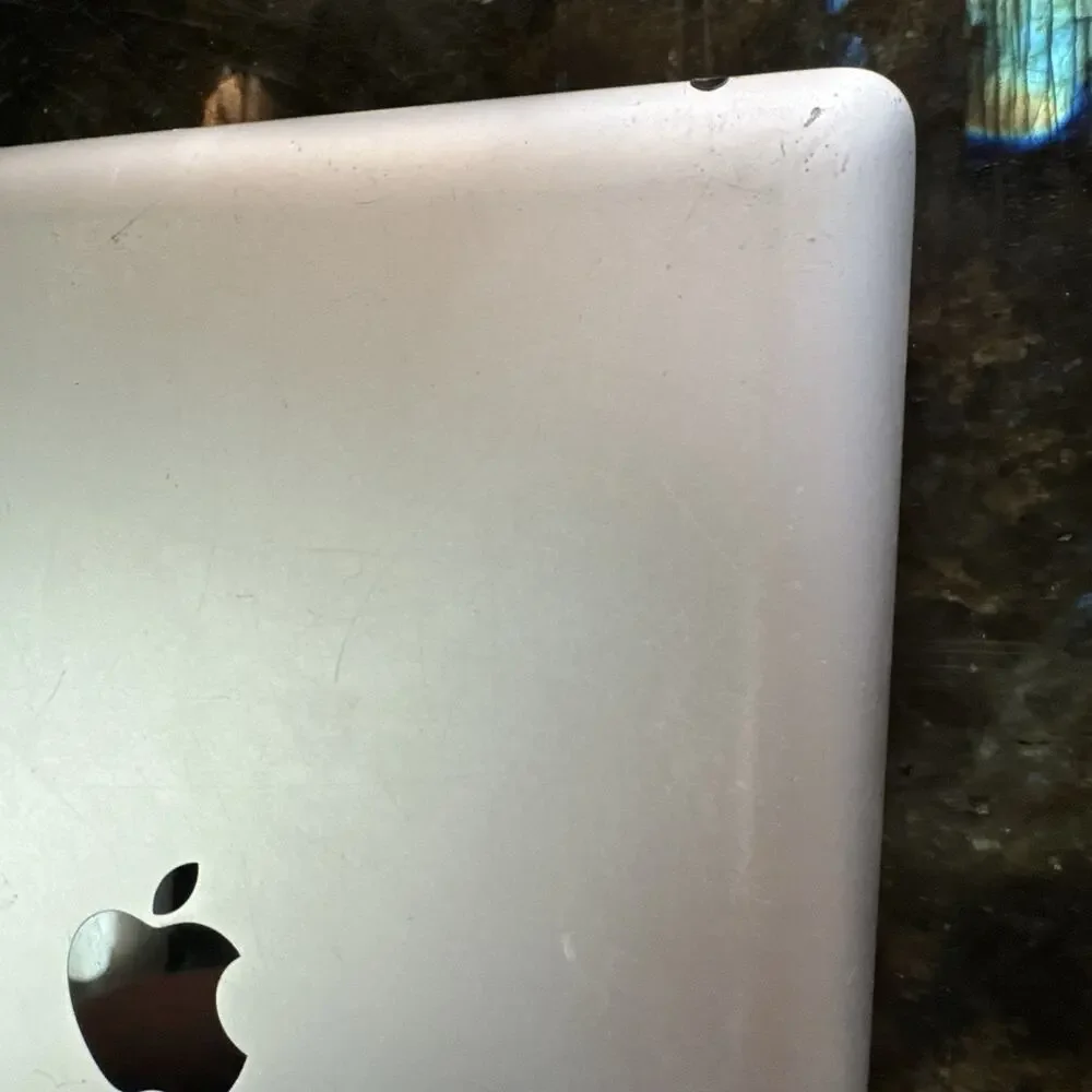Apple iPad 2 A1395 16GB Wi-Fi 9.7in Silver Tested Working